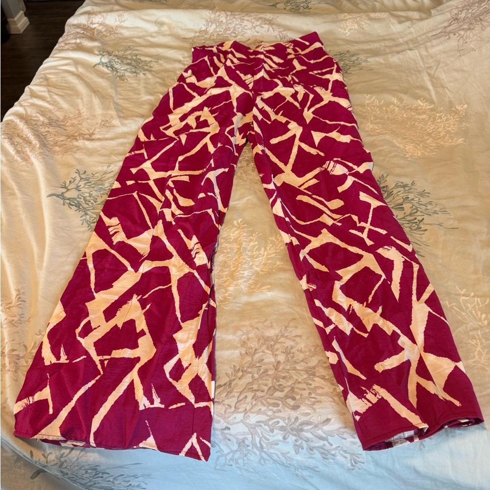 NY&CO Fuchsia and Cream Patterned Pants